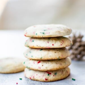 These vegan sugar cookies are super soft, easy, and require no chilling! A delicious dairy-free sugar cookie recipe.